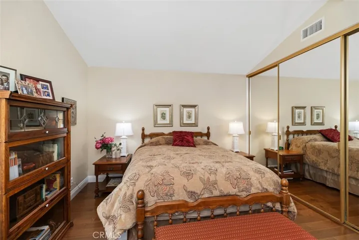 23461 Villena, Mission Viejo, California 92692
