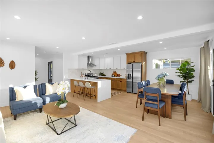 5711 Simpson Avenue, Valley Village, California 91607