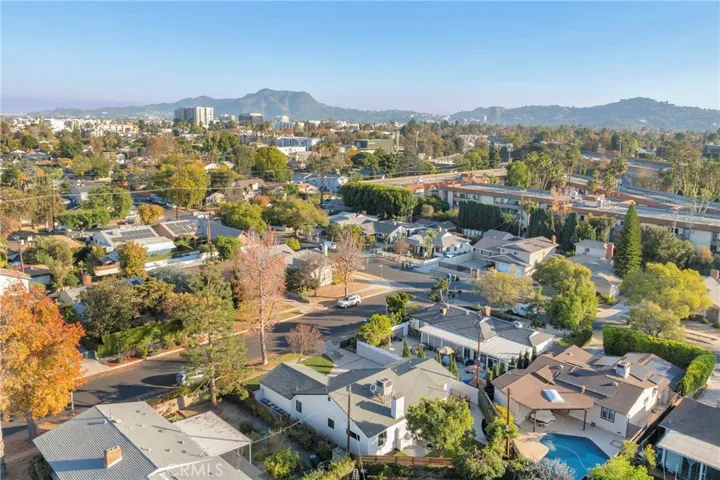 5711 Simpson Avenue, Valley Village, California 91607
