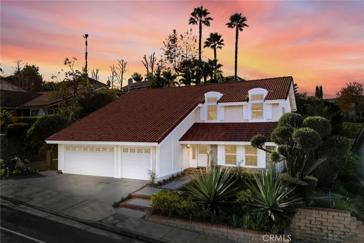 555 S Paseo Carmel, Anaheim Hills, California 92807