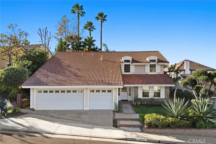 555 S Paseo Carmel, Anaheim Hills, California 92807