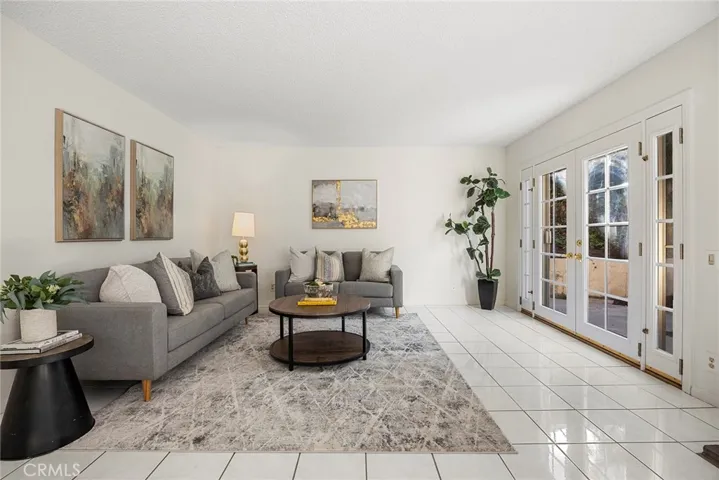 555 S Paseo Carmel, Anaheim Hills, California 92807