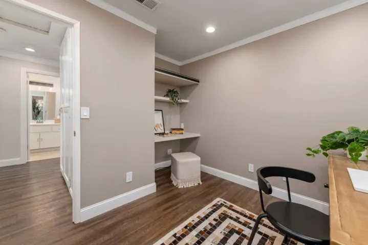 998 Santa Cruz Way, Rohnert Park, California 94928