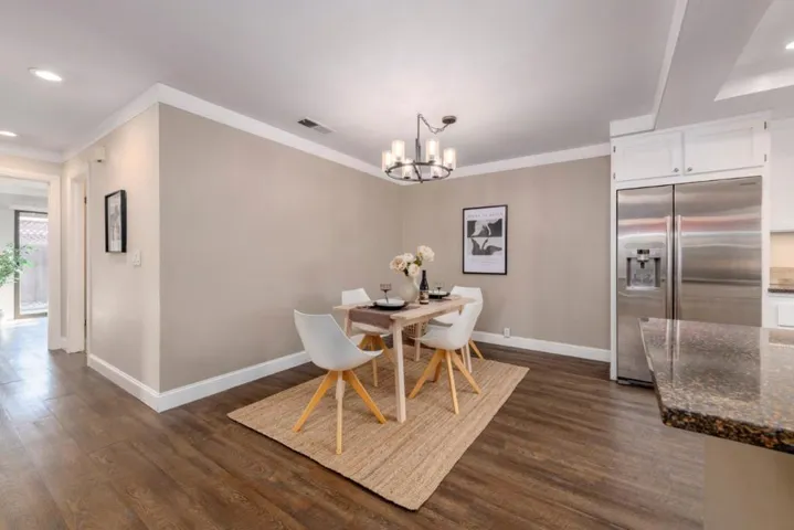 998 Santa Cruz Way, Rohnert Park, California 94928