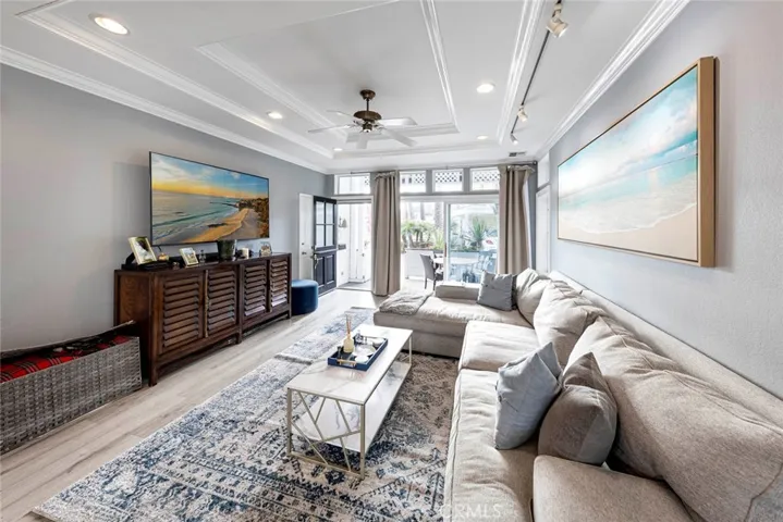 Bright & spacious