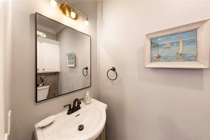 Level 1 powder bath