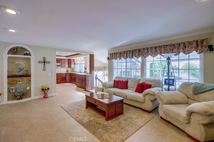 5695 Via Mariposa, Yorba Linda, California 92887
