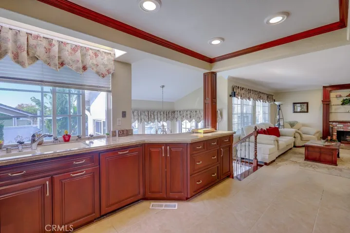 5695 Via Mariposa, Yorba Linda, California 92887