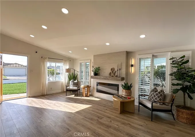 2749 E Everett Place, Orange, California 92867