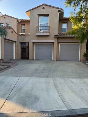 3 Hollinwood, Irvine, California 92618
