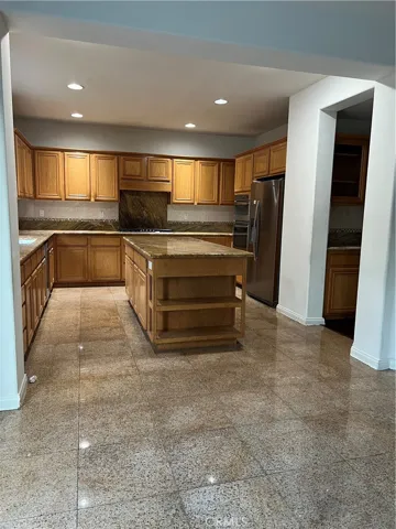 3 Hollinwood, Irvine, California 92618