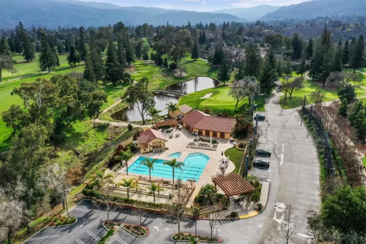 1987 Las Encinas Court, Los Gatos, California 95032