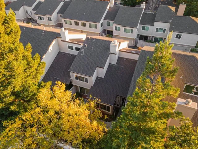 1987 Las Encinas Court, Los Gatos, California 95032
