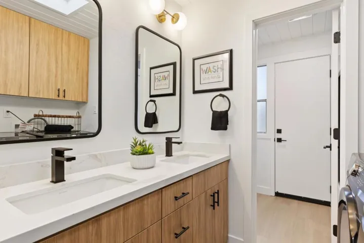 661 Vanderbilt Drive, Sunnyvale, California 94087