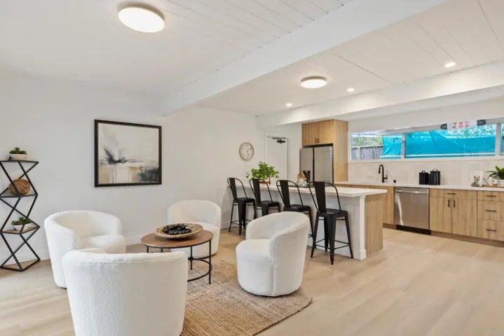 661 Vanderbilt Drive, Sunnyvale, California 94087
