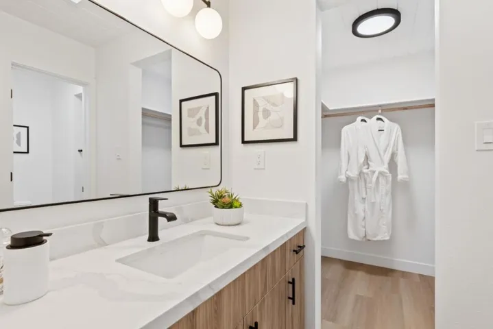 661 Vanderbilt Drive, Sunnyvale, California 94087