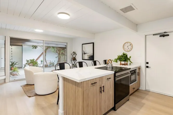 661 Vanderbilt Drive, Sunnyvale, California 94087