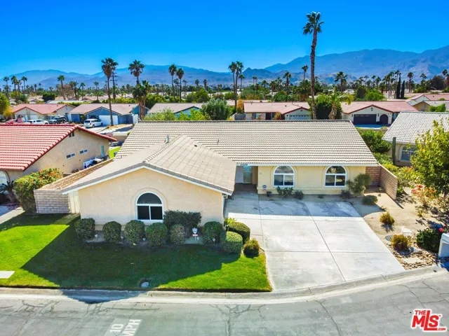 27170 Shadowcrest Lane, Cathedral City, California 92234