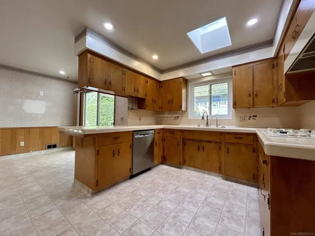 5970 Del Cerro Blvd, San Diego, California 92120