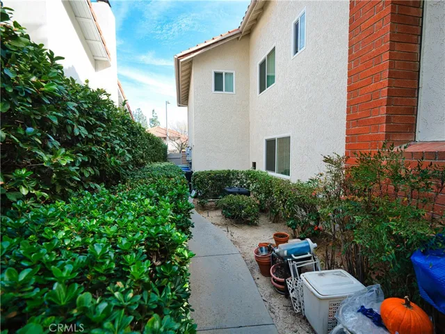 11835 Eddleston Drive, Porter Ranch, California 91326