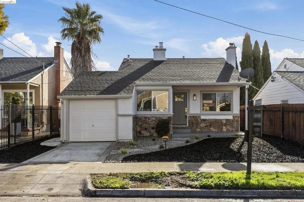 1374 62nd Ave, Oakland, California 94621 home-pic-21