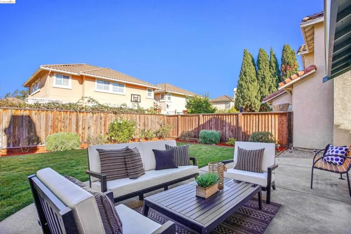2019 Laguna Dr, Hayward, California 94545