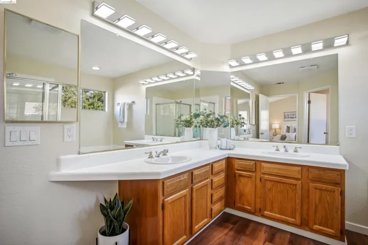 2019 Laguna Dr, Hayward, California 94545