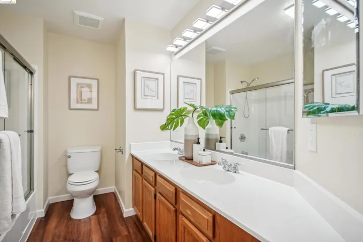 2019 Laguna Dr, Hayward, California 94545