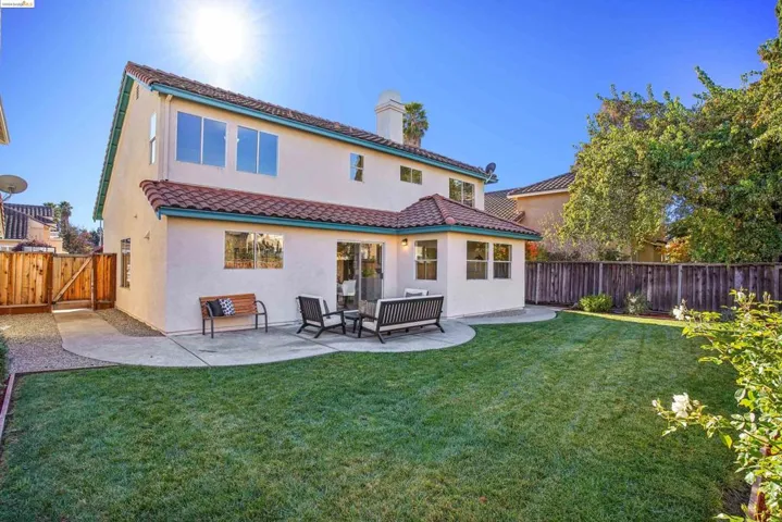 2019 Laguna Dr, Hayward, California 94545