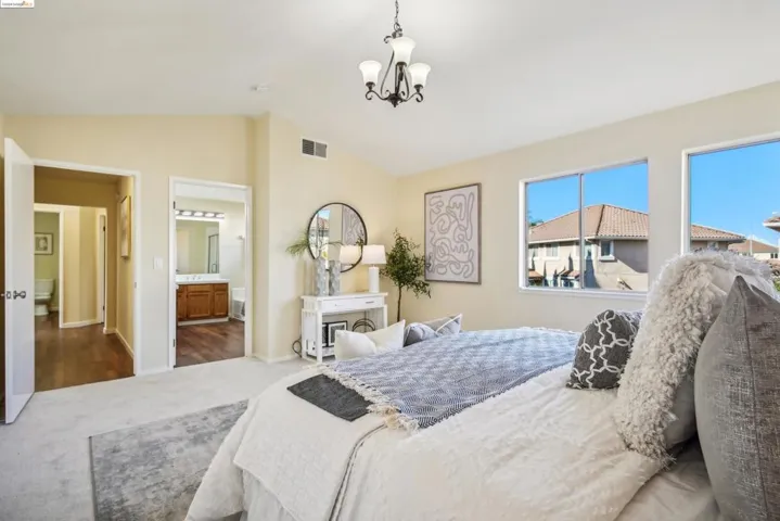 2019 Laguna Dr, Hayward, California 94545