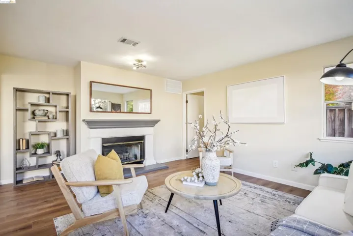 2019 Laguna Dr, Hayward, California 94545