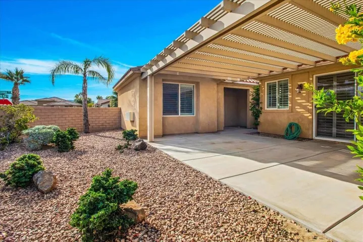Casita Entry
