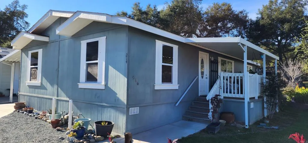 3909 Reche Road 214, Fallbrook, California 92028