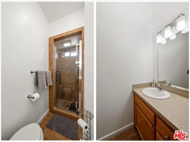 Upstairs Bathroom 4