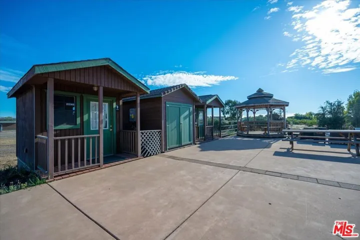 Barn Outdoor Bathrooms