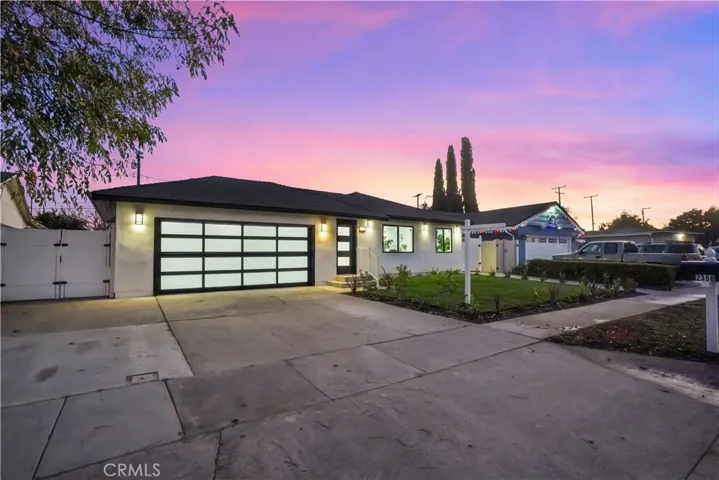 2350 E Delia Lane, Orange, California 92869
