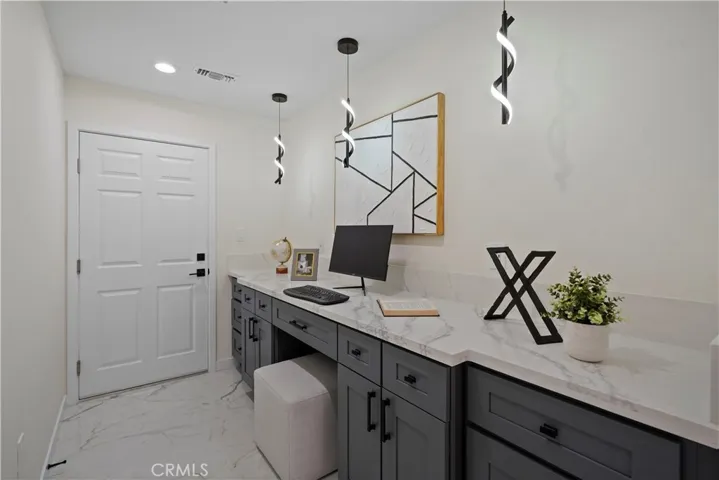 2350 E Delia Lane, Orange, California 92869