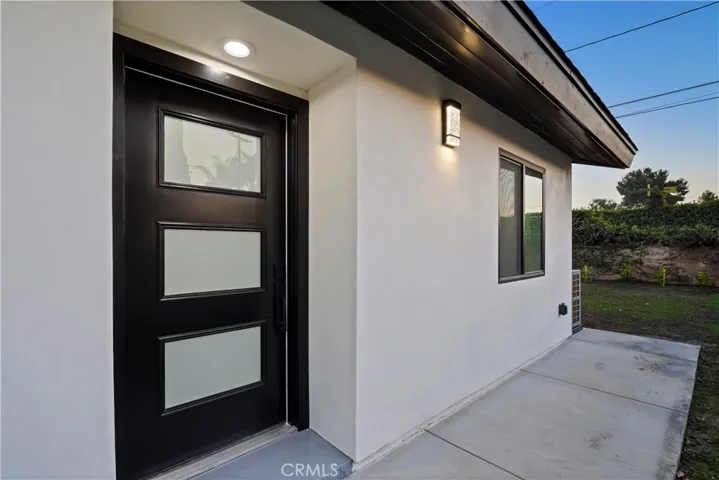2350 E Delia Lane, Orange, California 92869