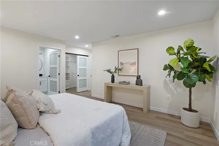 2350 E Delia Lane, Orange, California 92869