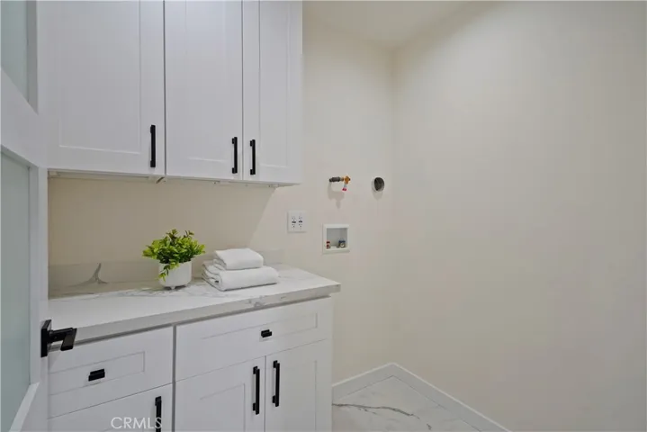 2350 E Delia Lane, Orange, California 92869