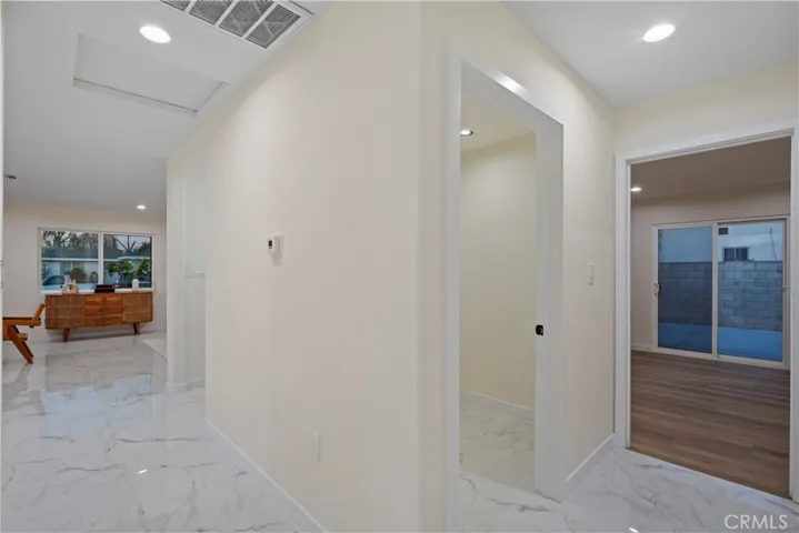 2350 E Delia Lane, Orange, California 92869