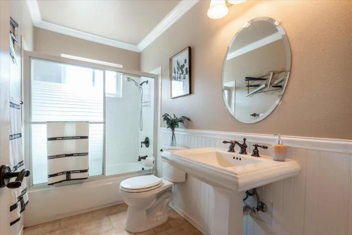 15880 La Mirada Court, Morgan Hill, California 95037