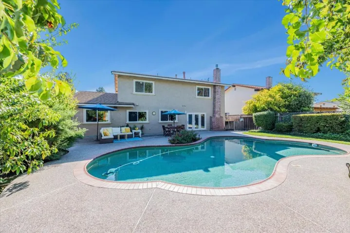 15880 La Mirada Court, Morgan Hill, California 95037