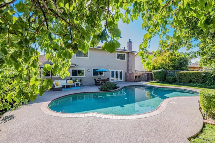 15880 La Mirada Court, Morgan Hill, California 95037