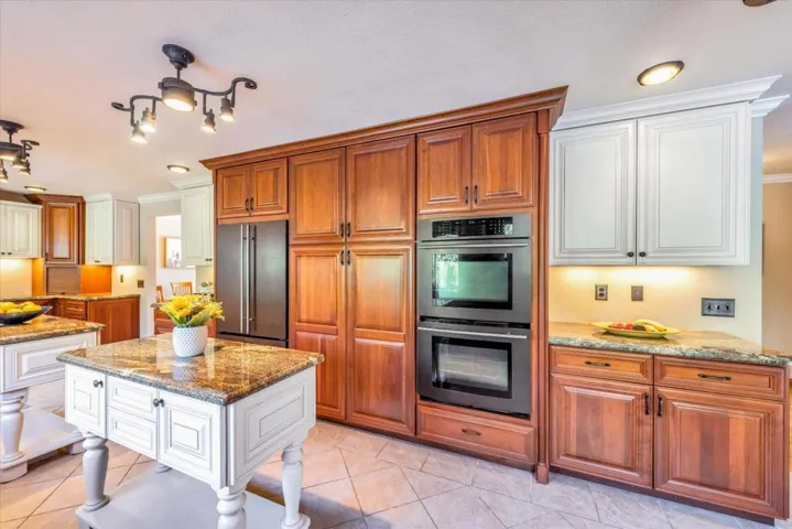 15880 La Mirada Court, Morgan Hill, California 95037
