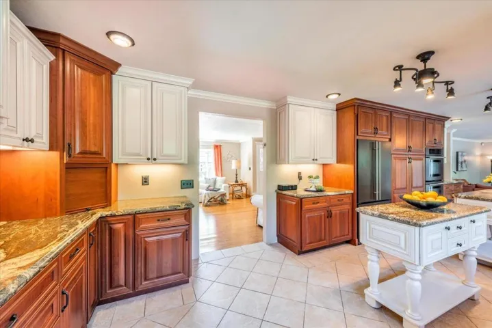 15880 La Mirada Court, Morgan Hill, California 95037