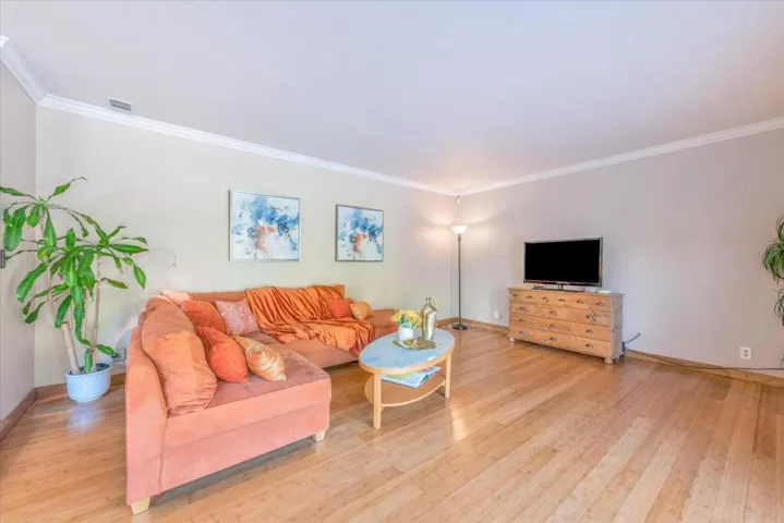 15880 La Mirada Court, Morgan Hill, California 95037