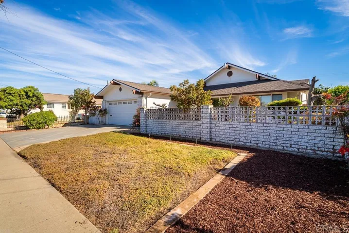 3335 Ashford Street, San Diego, California 92111