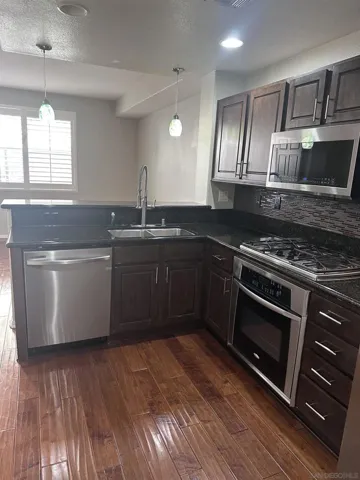 7725 El Cajon Blvd 10, La Mesa, California 91942
