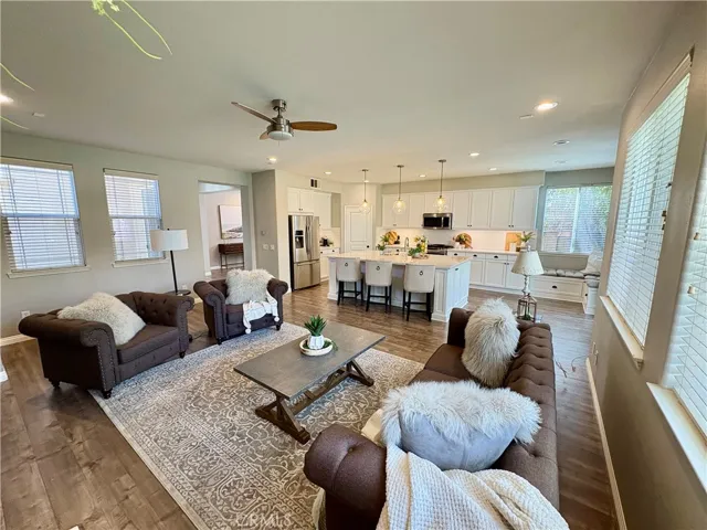 39707 Cambridge Place, Temecula, California 92591